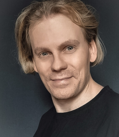 Сергей Ларин